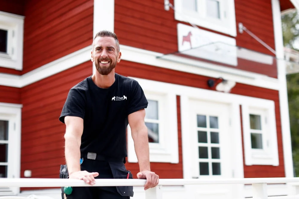 Fredrik Åkers, VD på STH Bygg AB